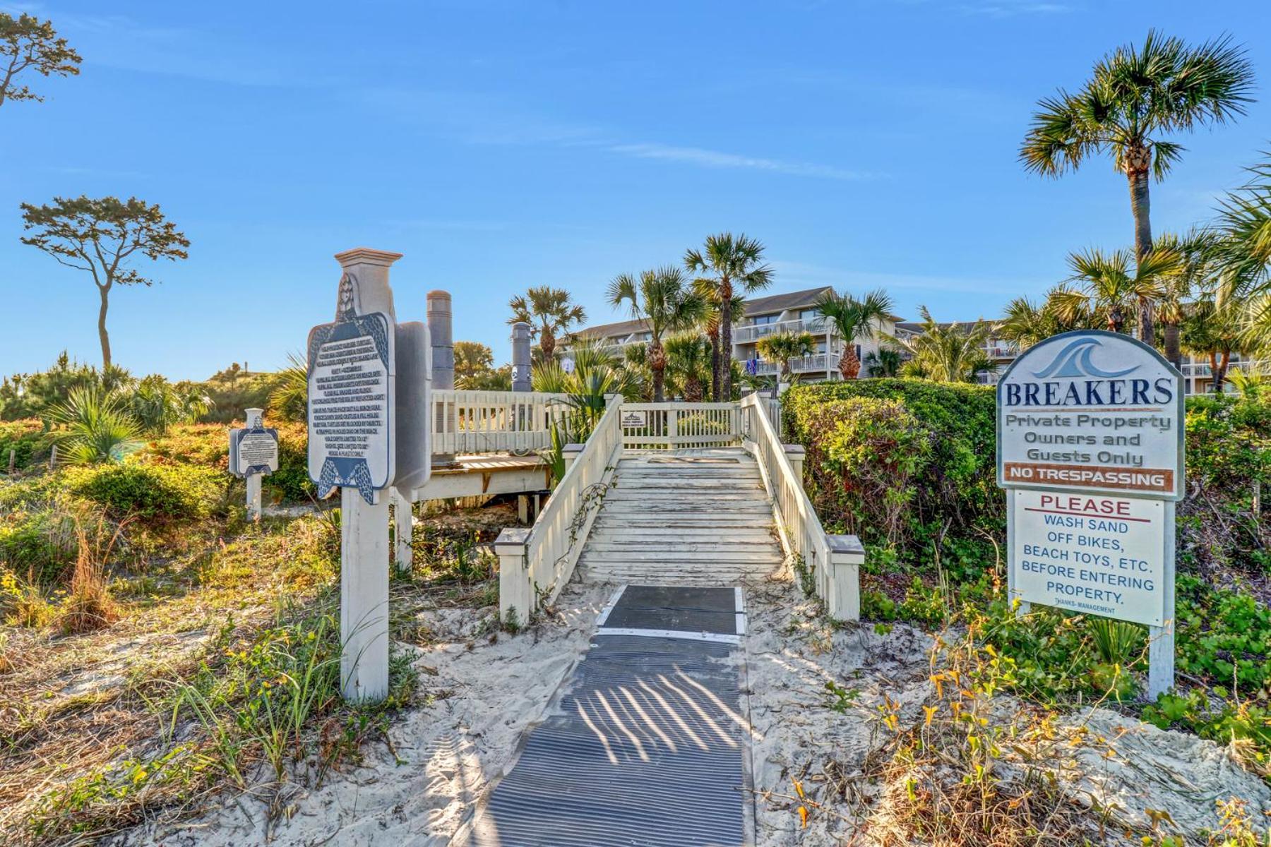 The Breakers #220 Beach Condo, Beautiful Ocean View At Coligny Beach, 4 N Forest Beach Drive Hilton Head, Walk To All Shops Restaurants, Renovated Jan 2024, Vacation Rental Hhi Llc Hilton Head Island Exterior foto