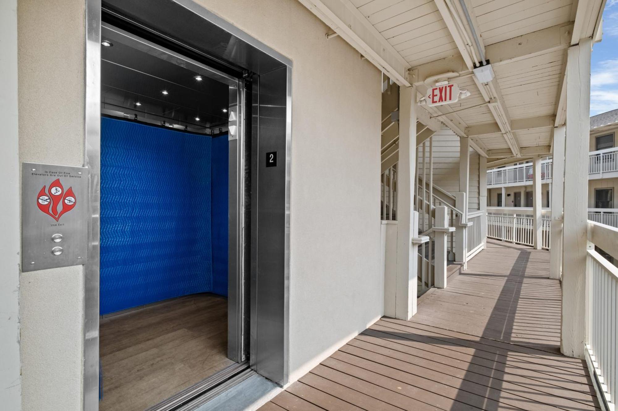 The Breakers #220 Beach Condo, Beautiful Ocean View At Coligny Beach, 4 N Forest Beach Drive Hilton Head, Walk To All Shops Restaurants, Renovated Jan 2024, Vacation Rental Hhi Llc Hilton Head Island Exterior foto