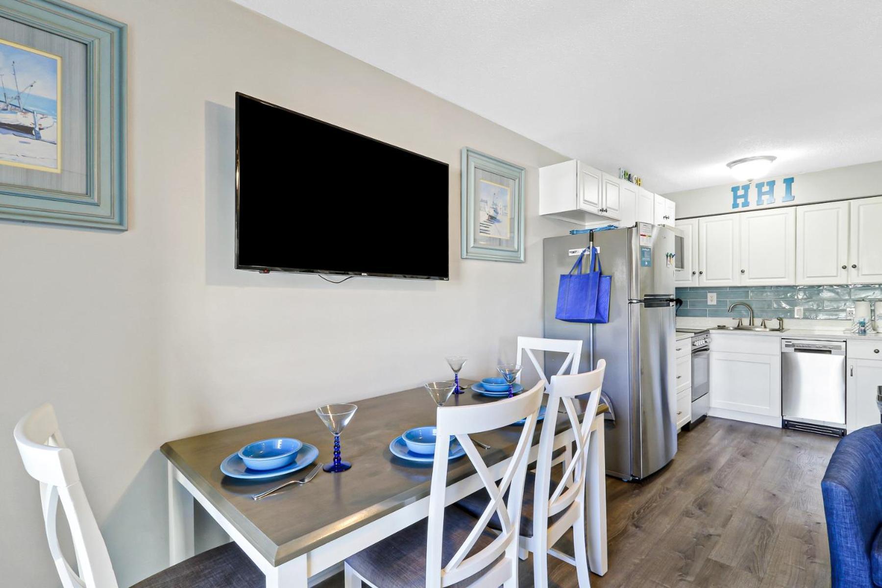 The Breakers #220 Beach Condo, Beautiful Ocean View At Coligny Beach, 4 N Forest Beach Drive Hilton Head, Walk To All Shops Restaurants, Renovated Jan 2024, Vacation Rental Hhi Llc Hilton Head Island Exterior foto